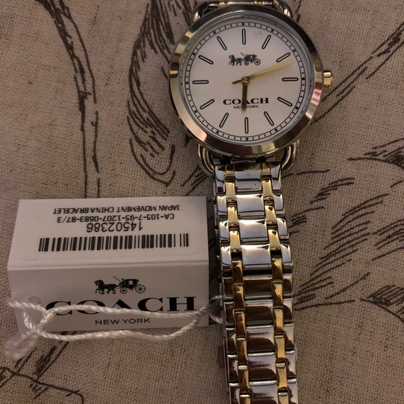 Coach Watch - Picture 2 of 5